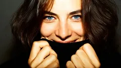 Makeup for Women Over 40: A Simple Trick to Help Hide Wrinkles